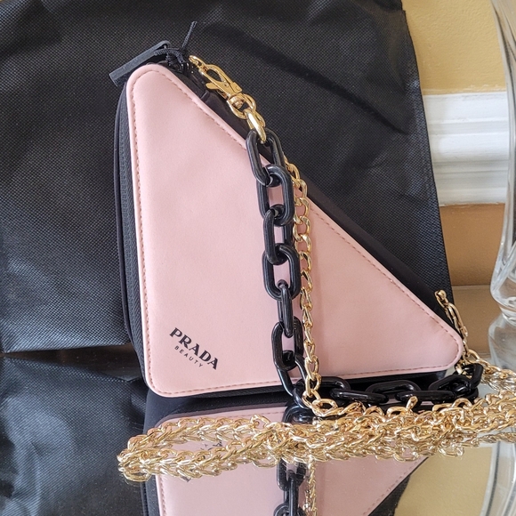 Prada triangle beauty pouch - Picture 2 of 16